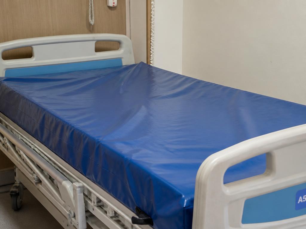 Water Bed – Anti-Decubitus & Air Beds available at Khattri Surgicals, Kanpur